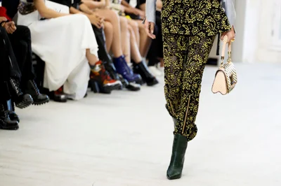 Look 24